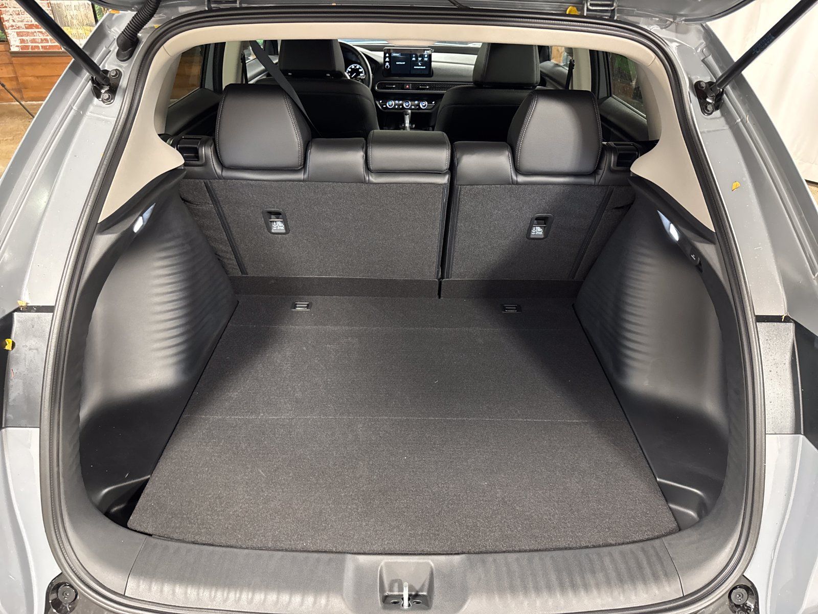 Used 2027 Honda HR-V EX-L image 23