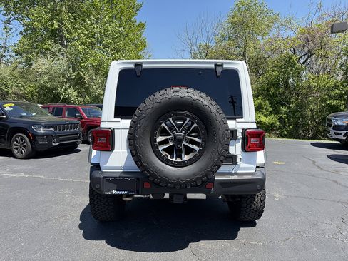 Used 2024 Jeep Wrangler Unlimited Rubicon 392 AWD/4WD image 5