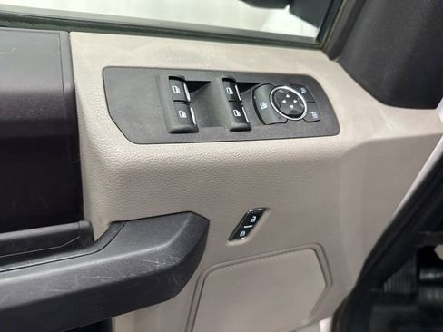 Used 2018 Ford F150 XL w/ Equipment Group 101A Mid image 17