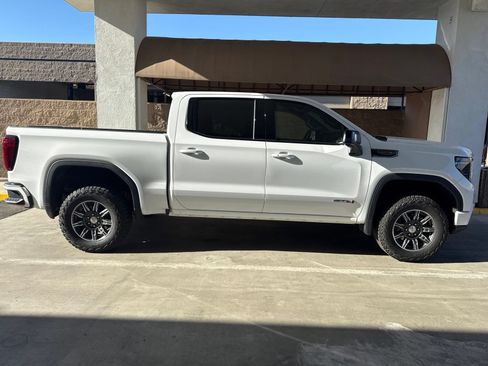Certified 2025 GMC Sierra 1500 AT4 AWD/4WD image 4