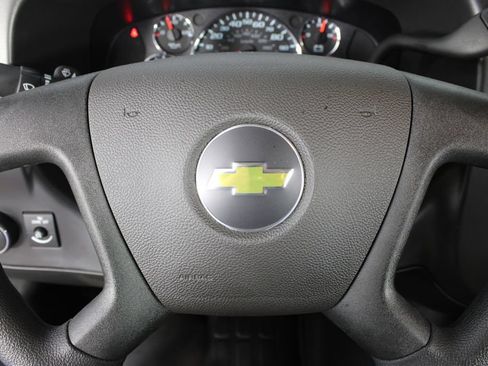 New 2026 Chevrolet Express 2500 RWD image 10