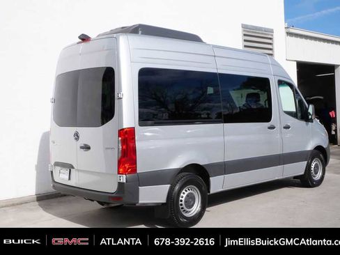 Used 2024 Mercedes-Benz Sprinter 2500 image 26