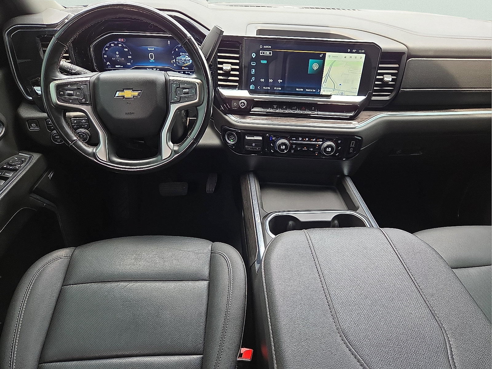 Used 2024 Chevrolet Silverado 2500 LTZ w/ LTZ Convenience Package AWD/4WD image 11