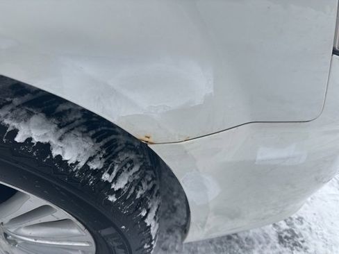 Used 2013 Chrysler Town & Country Limited w/ Luxury Group image 33