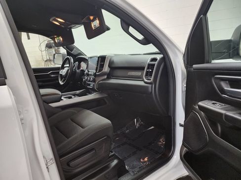 Used 2025 RAM 1500 Big Horn AWD/4WD image 31