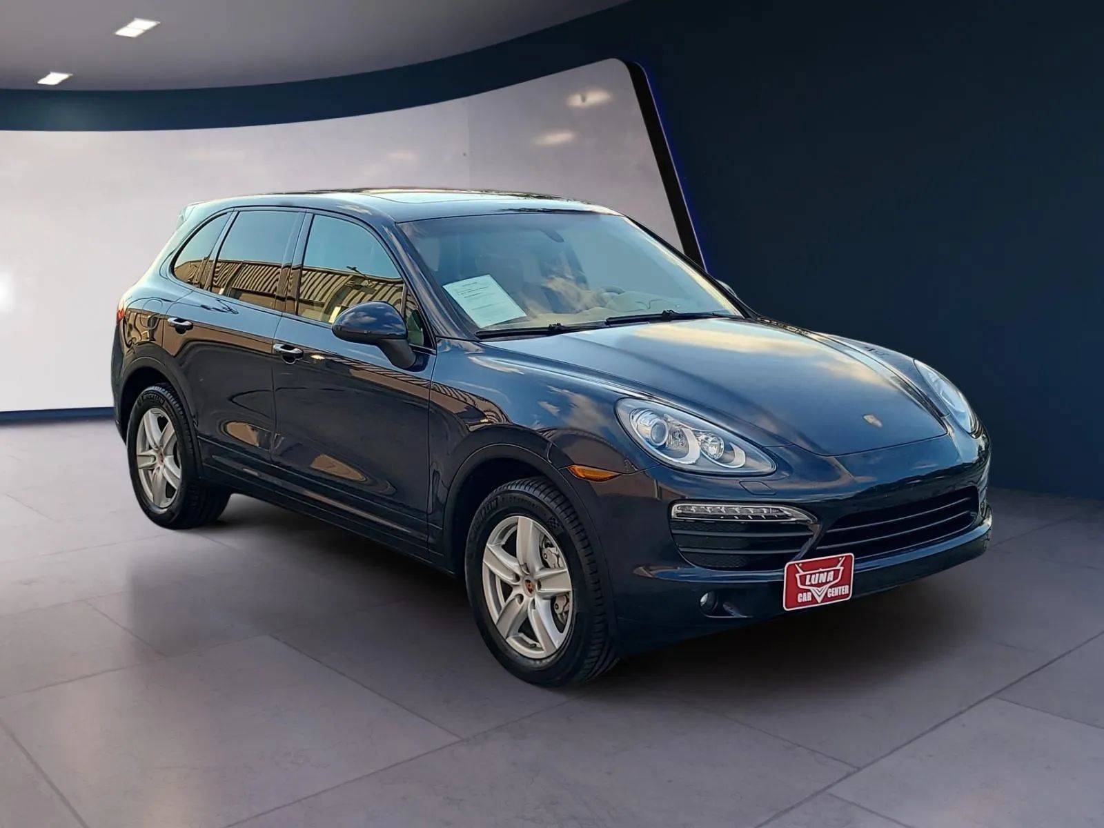 Used 2013 Porsche Cayenne S AWD/4WD image 7