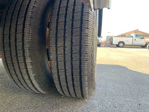 Used 2014 Ford E-350 and Econoline 350 XL w/ A/C Prep Package image 26