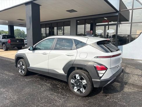 Used 2025 Hyundai Kona SEL AWD/4WD image 5