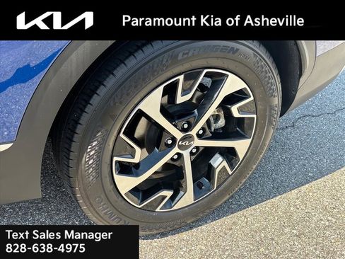 Certified 2024 Kia Sportage EX image 27