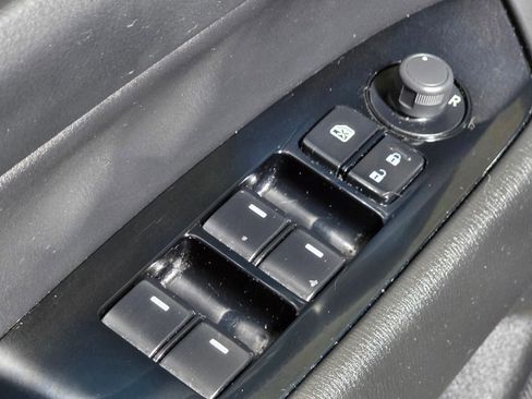 Used 2018 MAZDA CX-5 Touring image 21