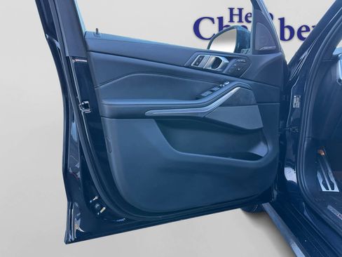 Used 2023 BMW X7 xDrive40i w/ M Sport Package image 15