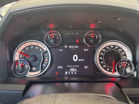 Used 2018 RAM 2500 Laramie w/ Sport Appearance Group AWD/4WD image 11