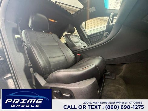 Used 2014 Ford Taurus SHO w/ Equipment Group 401A AWD/4WD image 18