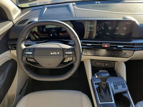 New 2026 Kia Sportage EX w/ EX Panorama Roof Package image 19