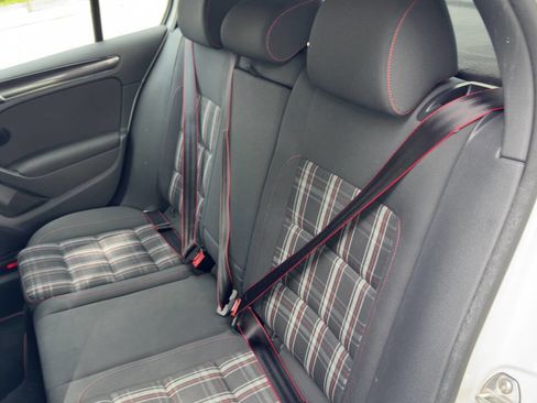 Used 2013 Volkswagen Golf 4-Door image 29