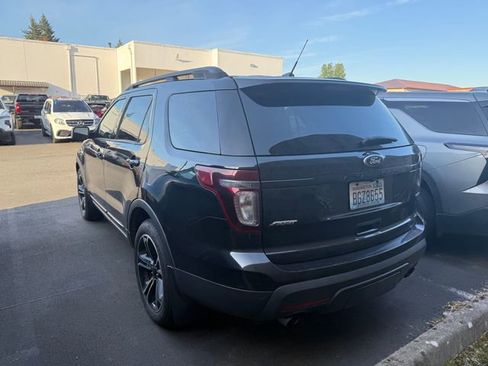 Used 2015 Ford Explorer Sport w/ Equipment Group 401A AWD/4WD image 3