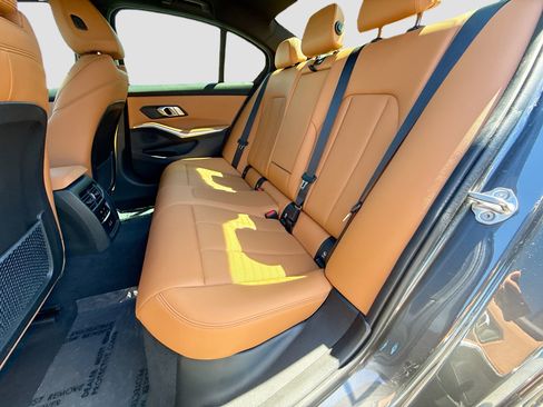 Used 2022 BMW M340i w/ Driving Assistance Package image 20