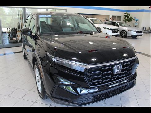 Certified 2024 Honda CR-V LX image 3