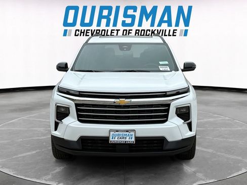 New 2026 Chevrolet Traverse LT w/ Sun and Wheel Package FWD image 8