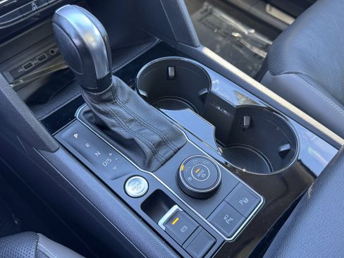 Used 2021 Volkswagen Atlas SEL Premium image 30