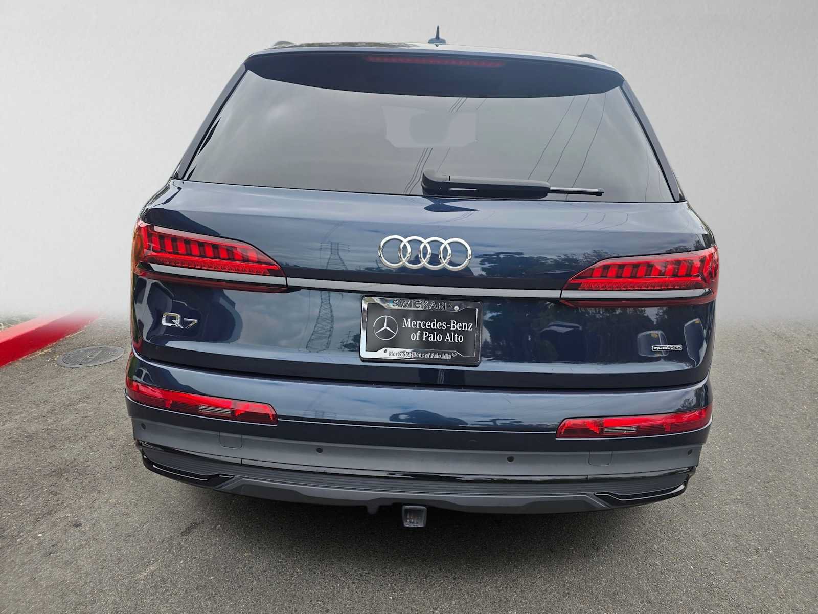Used 2023 Audi Q7 2.0T Premium Plus w/ Premium Plus Package AWD/4WD image 4