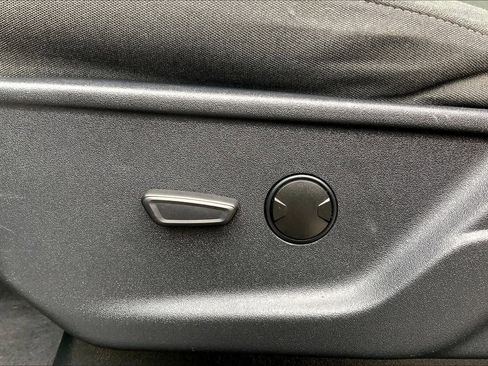 Used 2023 Ford F150 XLT image 69