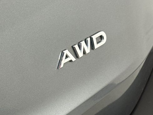 Used 2021 Nissan Rogue S image 31