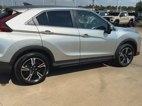 Used 2024 Mitsubishi Eclipse Cross SE AWD/4WD image 9