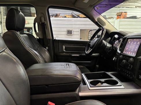 Used 2015 RAM 3500 Laramie Longhorn image 26