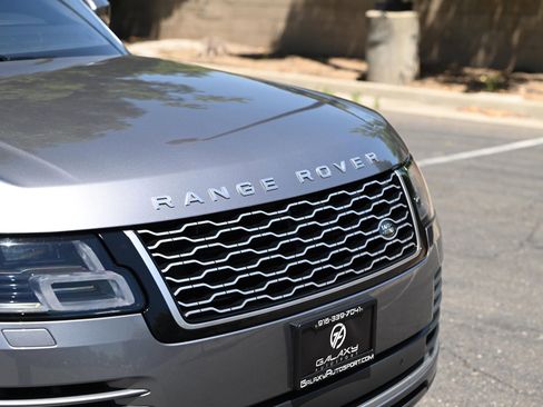 Used 2020 Land Rover Range Rover HSE AWD/4WD image 9