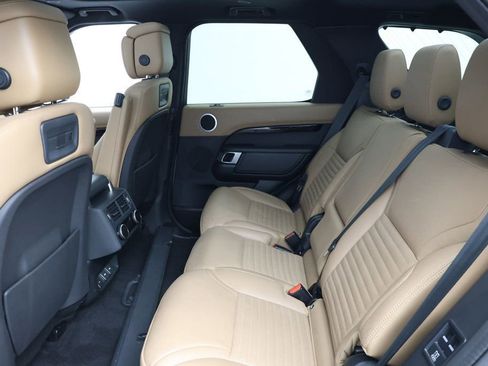 Used 2023 Land Rover Discovery HSE R-Dynamic image 18