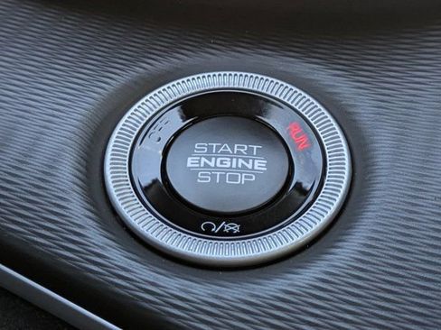 New 2025 Jeep Grand Cherokee Altitude AWD/4WD image 25