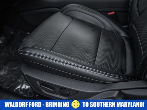 Used 2025 Ford Mustang GT Premium image 33