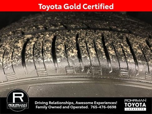 Certified 2022 Toyota Camry SE image 33