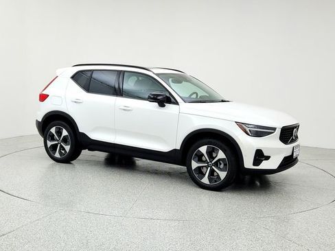 New 2026 Volvo XC40 B5 Plus w/ Protection Package Premier image 3