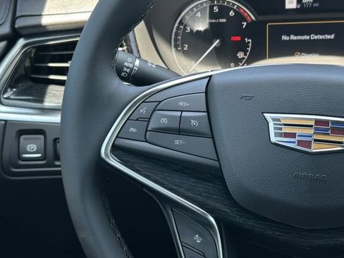 New 2025 Cadillac XT5 Premium Luxury image 14
