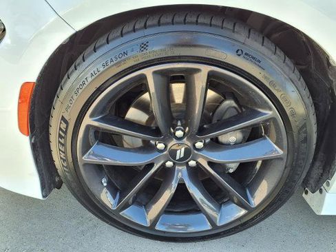 Used 2019 Dodge Charger Scat Pack w/ Navigation & Travel Group RWD image 21