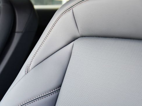 New 2026 Lincoln Nautilus Premier AWD/4WD image 14