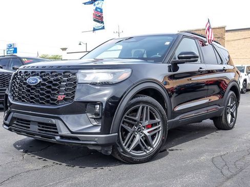 Certified 2026 Ford Explorer ST AWD/4WD image 1