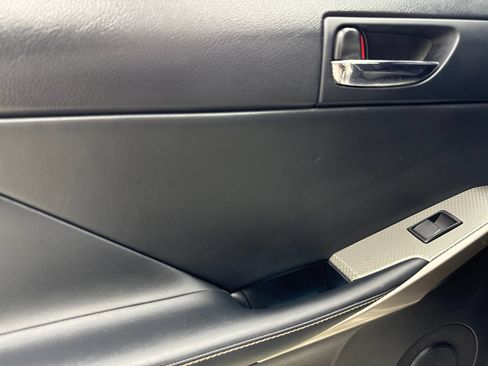Used 2016 Lexus IS 200t RWD image 38