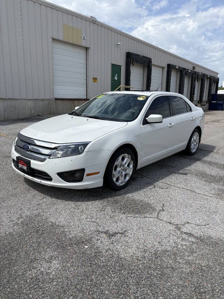 Used 2011 Ford Fusion SE w/ 202A Rapid Spec Order Code FWD image 3