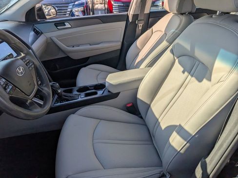 Used 2017 Hyundai Sonata Sport image 10