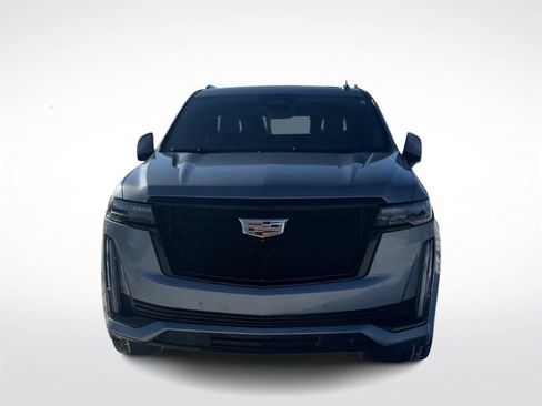 Used 2023 Cadillac Escalade Sport Platinum image 2