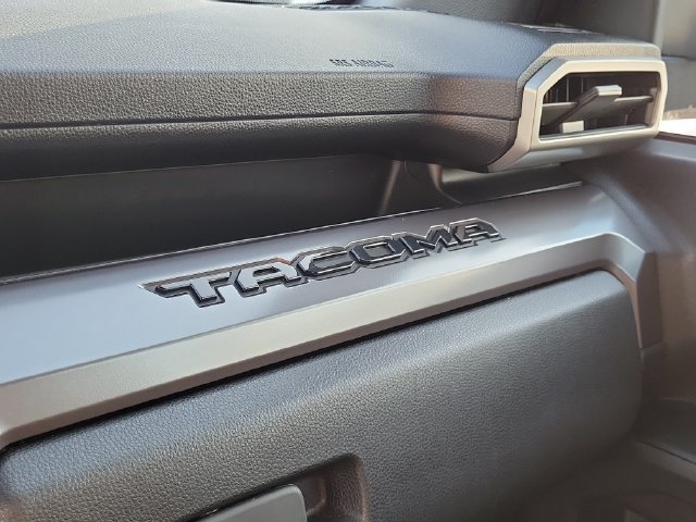 Used 2025 Toyota Tacoma SR5 RWD image 26