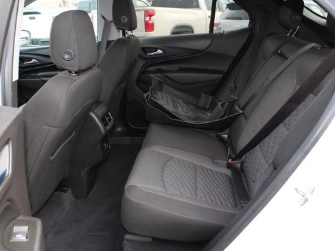Used 2019 Chevrolet Equinox LT image 18