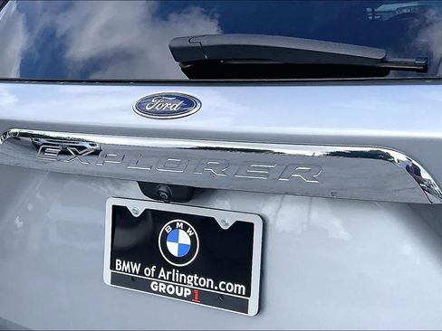 Used 2022 Ford Explorer XLT RWD image 52
