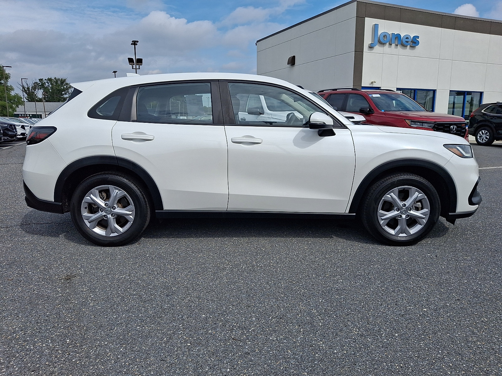 Certified 2024 Honda HR-V LX image 7