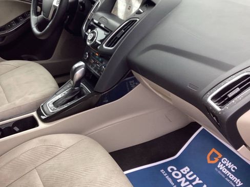 Used 2017 Ford Focus Electric Hatchback FWD image 29