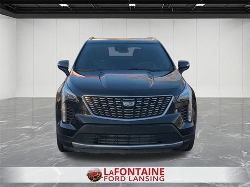 Used 2023 Cadillac XT4 Premium Luxury image 8