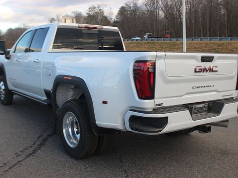 New 2026 GMC Sierra 3500 Denali w/ Denali Reserve Package image 5